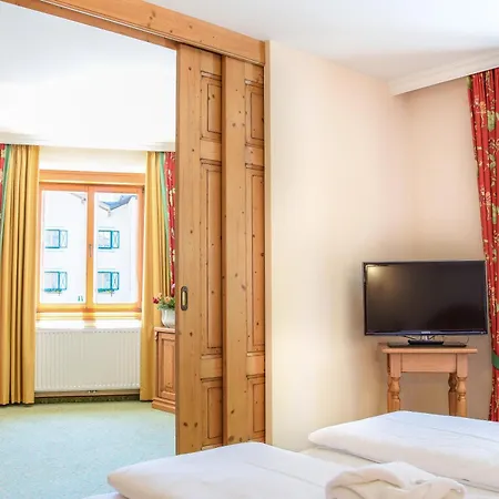 斯特弗纳酒店 - 瓦尔纳 4*