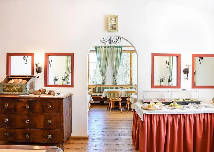 斯特弗纳酒店 - 瓦尔纳 4* 毛特恩多夫